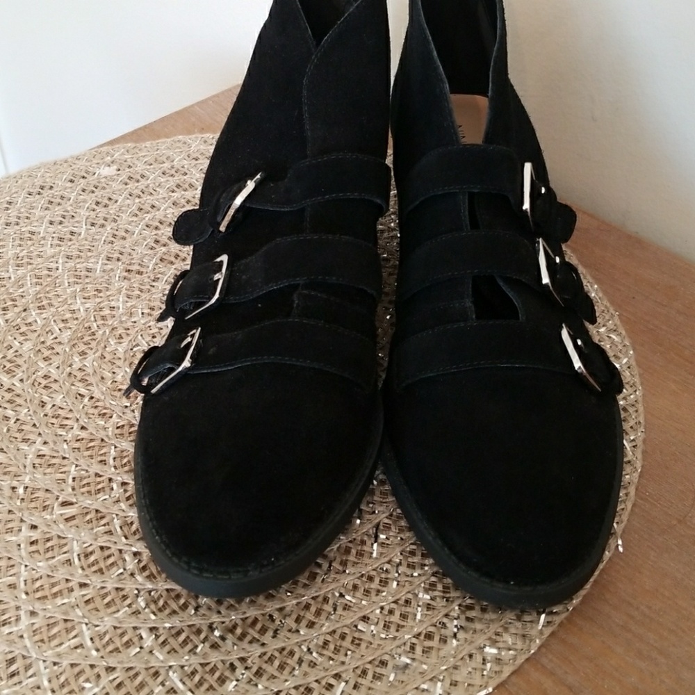 Nine West Booties - Picture 3 of 8